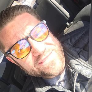 Meet your Posher, Thom